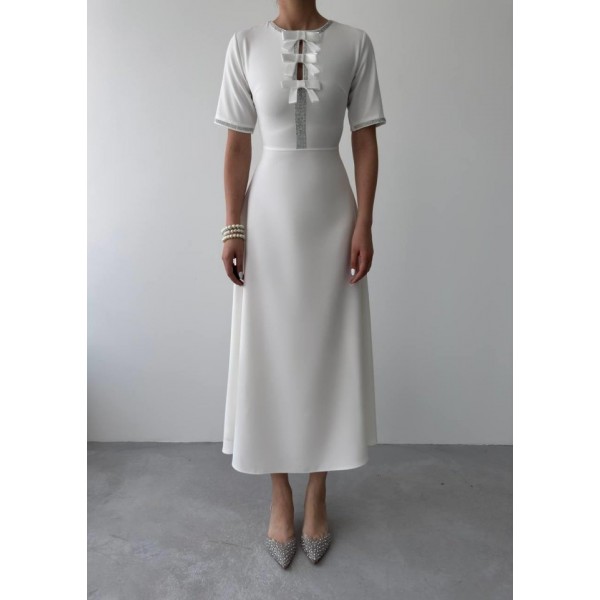 Wera Taşlı Fiyonk Detaylı Elbise