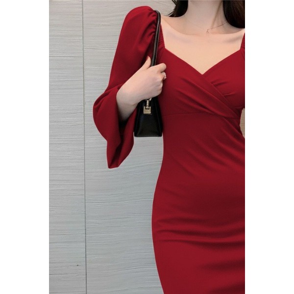 Kadın Uzun Kollu Kalp Yakalı Midi Ithal Krep Elbise