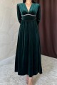 Zümrüt Göğüs Altı Taşlı Elbise