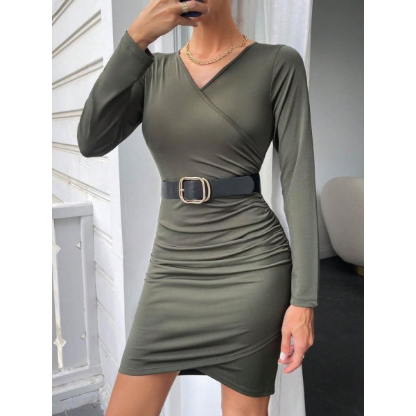 Kadın Uzun Kollu Kruvaze Yaka önden Pileli Sandy Kumaş Elbise (kemer Dahil Değil)