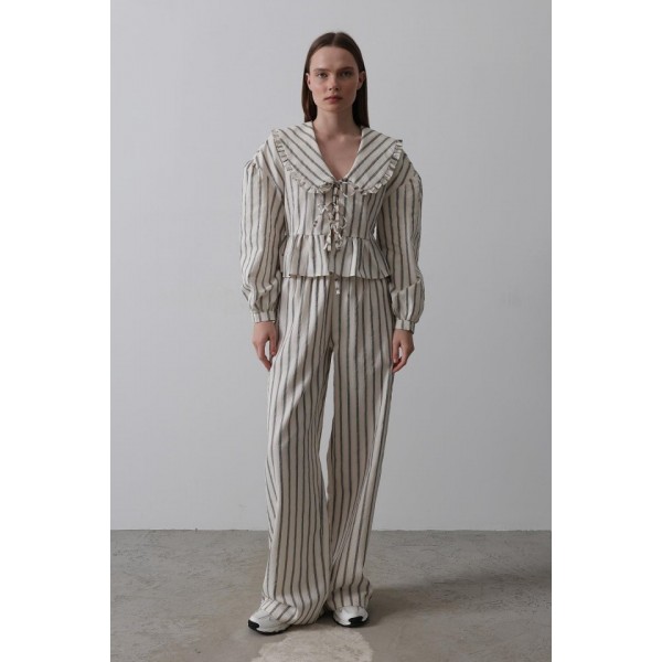 Bebe Yakalı Önü Bağlamalı Takım - Natür