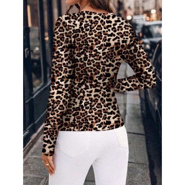 Kadın Uzun Kollu Kruvaze Yakalı Dantelli Kısa Viskon Bluz