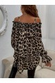 Kadın Ip Askılı Omuzlardan Açık Leopar Desenli Asimetrik Kesim Süprem Bluz