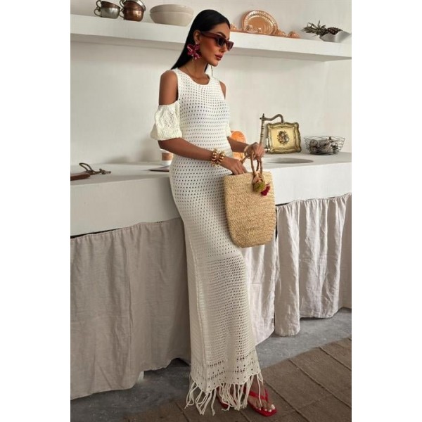 Omuz Detaylı Etek Ücü Püsküllü Triko Elbise 2862