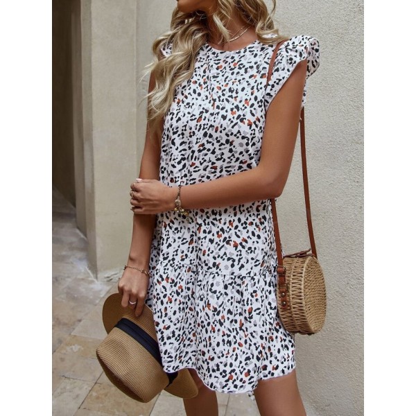 Kadın Kısa Kollu Bisiklet Yaka Etek Ucu Volanlı Kısa Dokuma Elbise