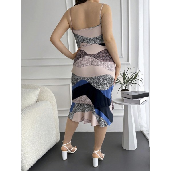 Kadın V Yaka Askılı Eteği Volanlı Yırtmaç Detay Desenli Dalgıç Büyük Beden Elbise