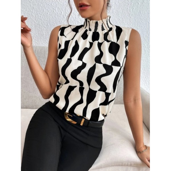 Kadın Kolsuz Balıkçı Yaka Desenli Süprem Bluz