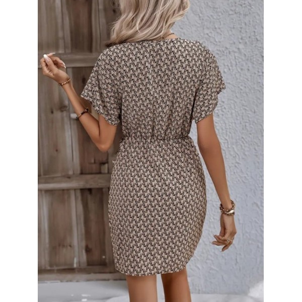 Kadın Kısa Yarasa Kollu önden Kruvaze Yaka Detaylı önden Bağlamalı Desenli Süprem Elbise