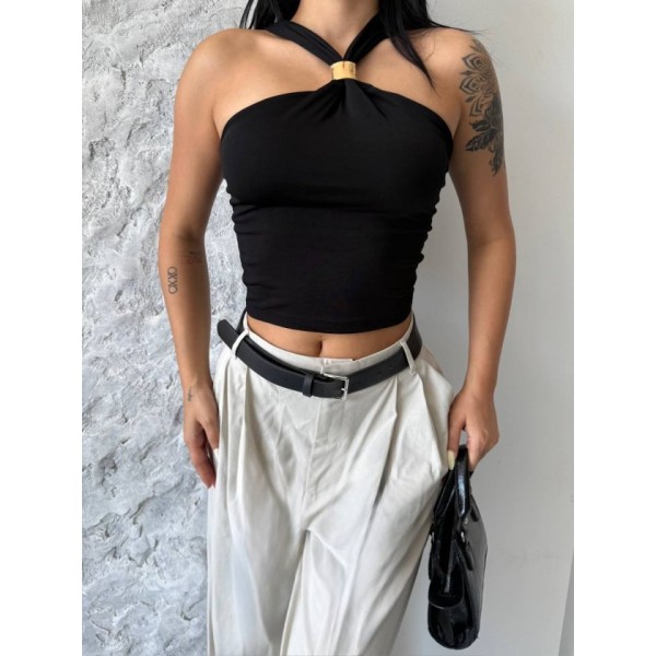 Kadın Toka Detay Halter Yaka Sandy Bluz