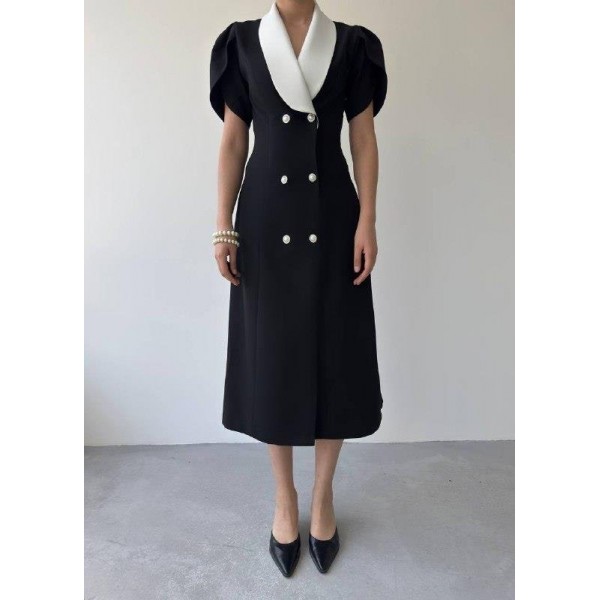 Reta Düğme Detaylı Elbise