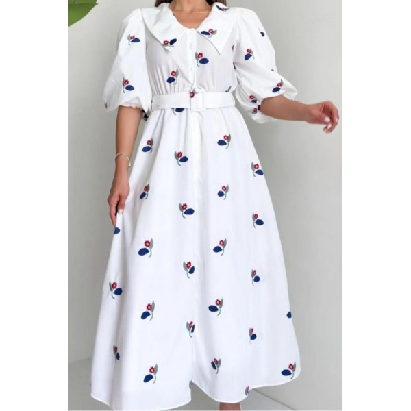Kırmızı Yakası Çiçek Motifli Kemerli Elbise