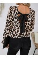 Kadın Uzun Kollu Arkadan Fiyonk Detaylı Leopar Desenli Süprem Bluz