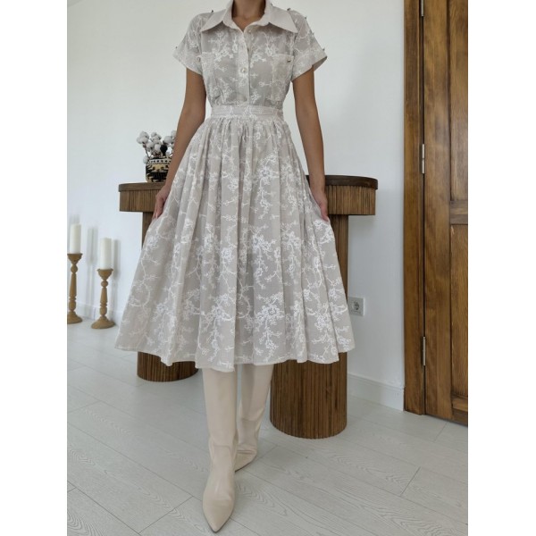 Bej Gömlek Ve Etek Takım