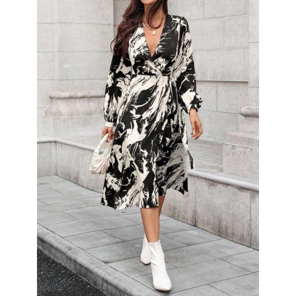 Kadın Uzun Kollu Kruvaze Yakalı Yandan Bağlamalı Desenli Mini Modal Elbise