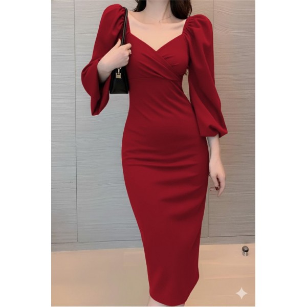 Kadın Uzun Kollu Kalp Yakalı Midi Ithal Krep Elbise