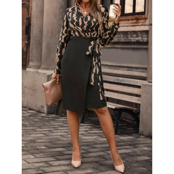 Kadın Uzun Kollu Kruvaze Yaka Dijital Baskılı Fiyonk Detay Atlas Kumaş Elbise