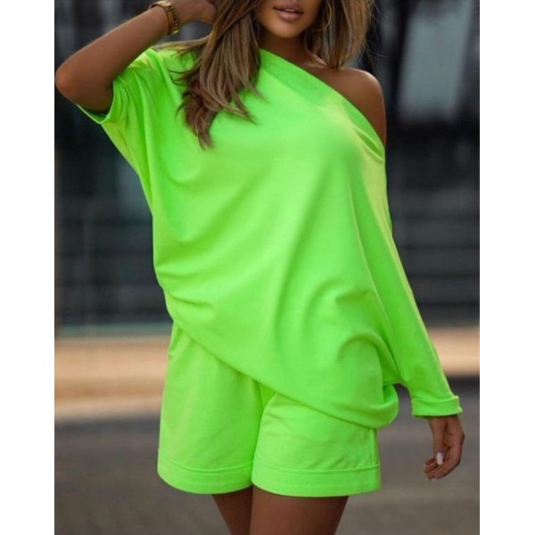 Kadın Kayık Yaka Salaş Iki Iplik Bluz Ve şort Ikili Takım