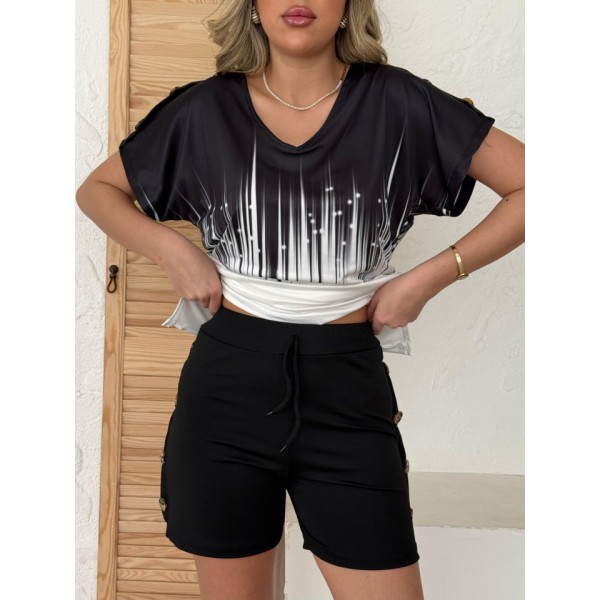 Kadın V Yaka Kısa Kol Kenarları Minik Yırtmaç Detaylı Dalgıç Bluz + Düğme Detaylı Dalgıç şort