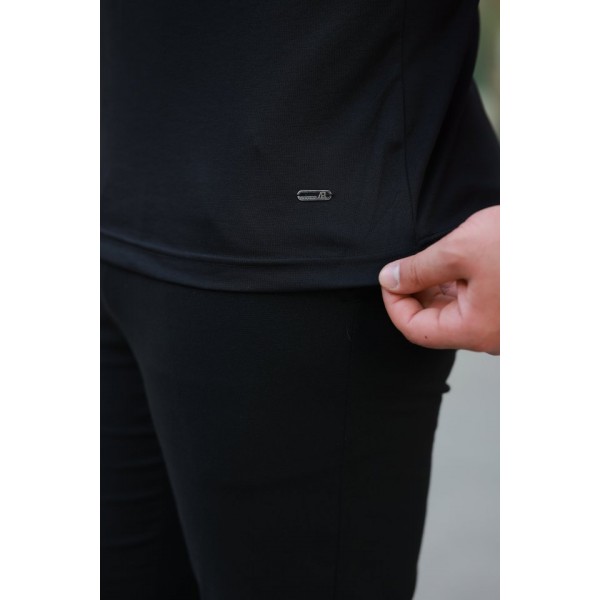 Erkek Yakalı Arma Detaylı Kısa Kollu Tişört