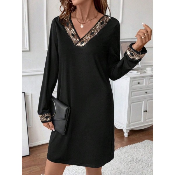 Kadın Uzun Kollu V Yakalı Pulpayet Detaylı Mini Ithal Krep Elbise