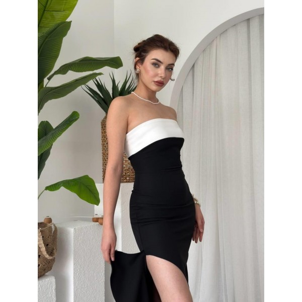 Terk Yırtmaç Detaylı Elbise