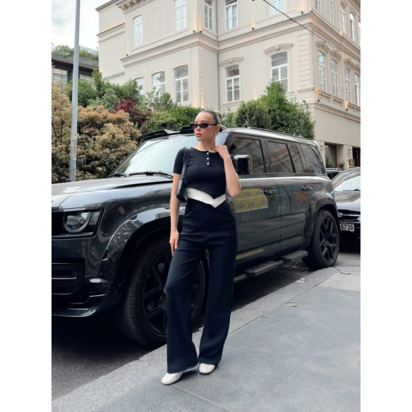 Kadın Bisiklet Yaka Asimetrik Kesim Atlet Detay Bluz Ve Yüksek Bel Bol Paça Pantolon Ikili Takım