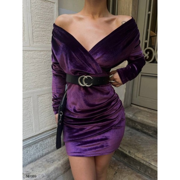 Kadın Uzun Kollu Kruvaze Yaka Omuz Dekolteli Kemer Dahil Mini Kadife Elbise