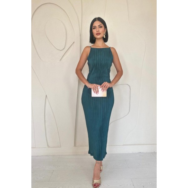 Zümrüt Piliseli Halter Boyun Elbise