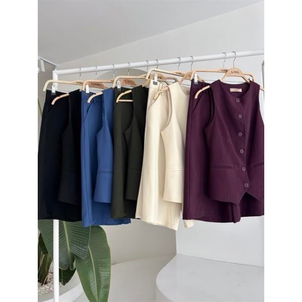 Midi Şortlu Ve Yelekli Viscon Takım 10167