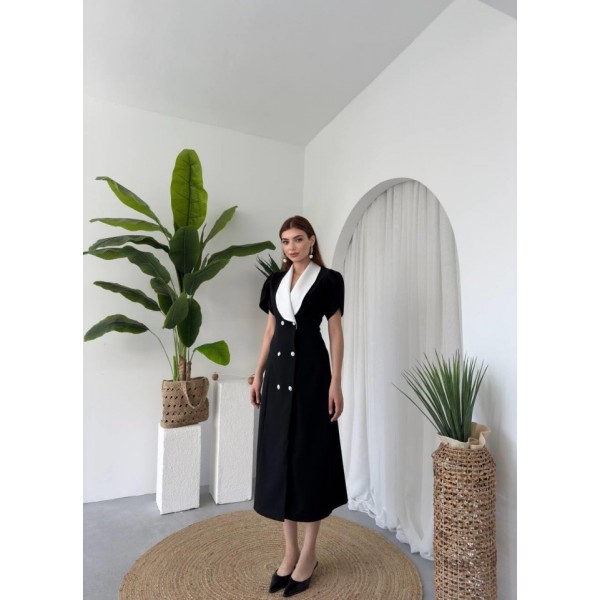 Reta Düğme Detaylı Elbise