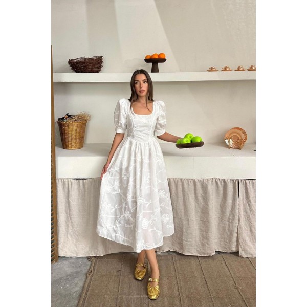 Beyaz Balon Kollu Brode Elbise