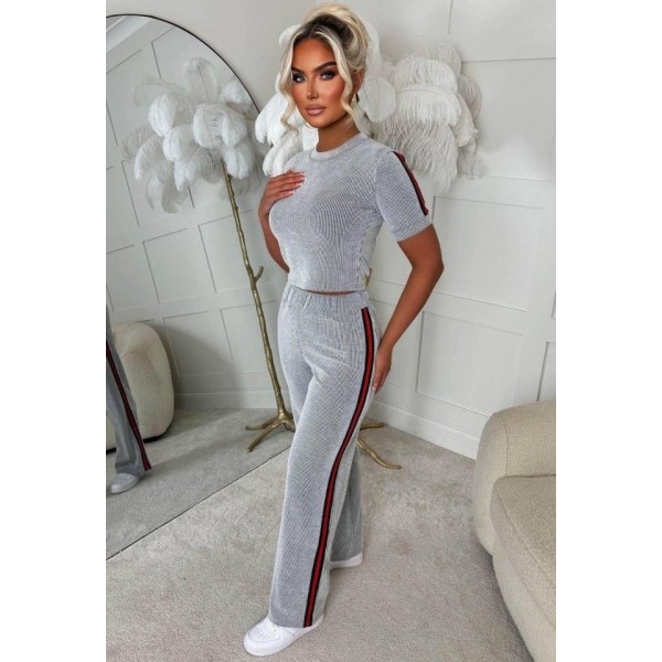 Kadın Bisiklet Yaka Yanı şerit Detay Bluz Ve Pantolon Ikili Takım