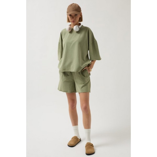 Lazer Kesim Bağcık Detay Şort