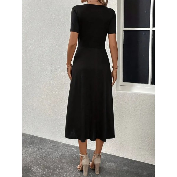 Kadın Kısa Kollu V Yakalı önden Düğmeli Yırtmaçlı Midi Viskon Elbise