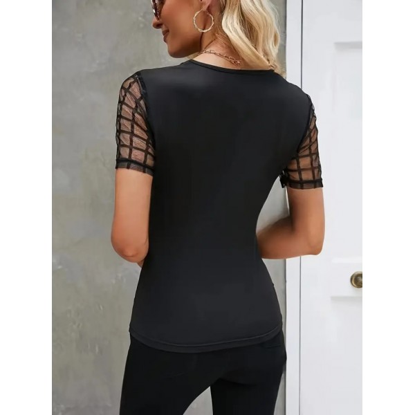 Kadın Kısa Kollu Yakası Açık Damla Ağ Tül Detaylı Viskon Bluz