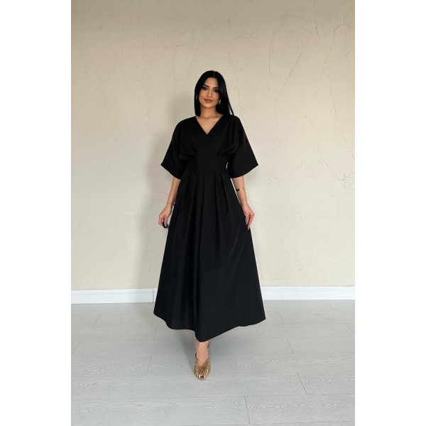 Siyah Pileli Uzun Elbise