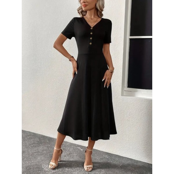 Kadın Kısa Kollu V Yakalı önden Düğmeli Yırtmaçlı Midi Viskon Elbise