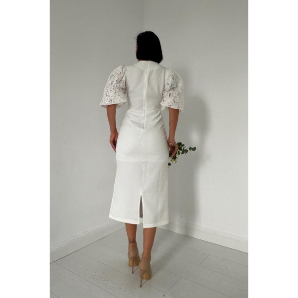 Beyaz İncili Tül Detay Elbise