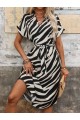Kadın Kısa Kollu V Hakim Yakalı Zebra Desenli Midi Süprem Elbise