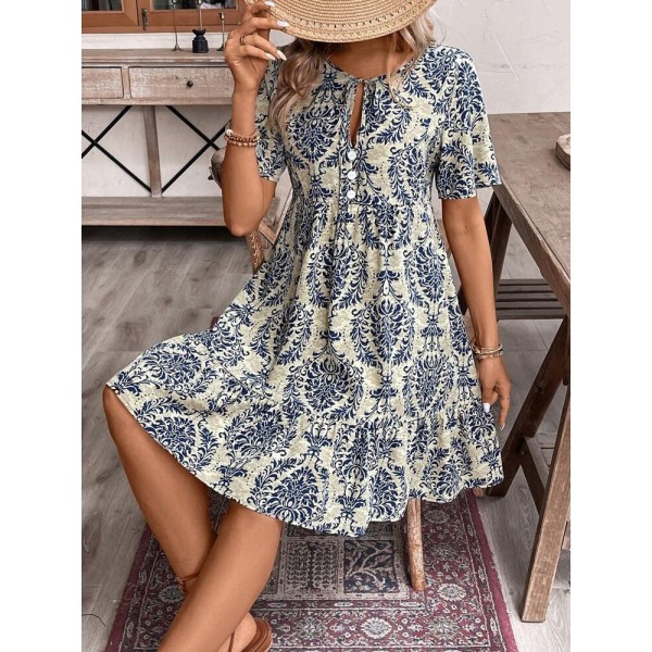 Kadın Kısa Kollu Yakadan Bağcıklı Desenli Fırfırlı Süprem Elbise