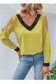 Kadın Uzun Kollu V Yakalı Omuzlardan Açık Sandy Bluz