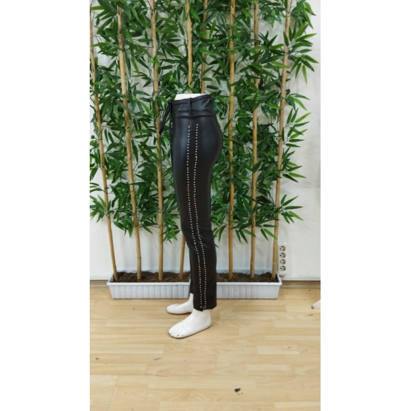 Kadın Yüksek Bel Yanlardan Incili Yırtmaçlı Uzun Deri Tayt