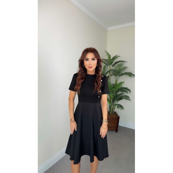 Kadın Kısa Kollu Bisiklet Yaka Gold Düğme Detay Midi Boy Elbise