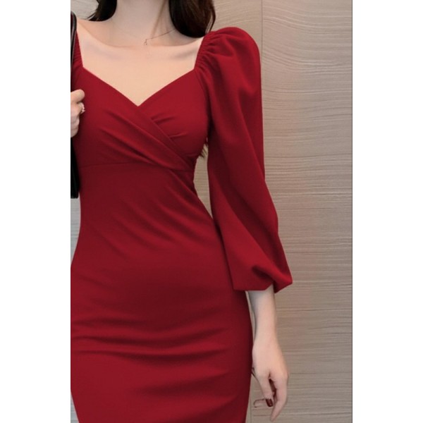 Kadın Uzun Kollu Kalp Yakalı Midi Ithal Krep Elbise