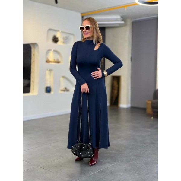 Kadın Balıkçı Yaka Damla Detaylı Yırtmaçlı Uzun Viskon Iki Iplik Maxi Elbise