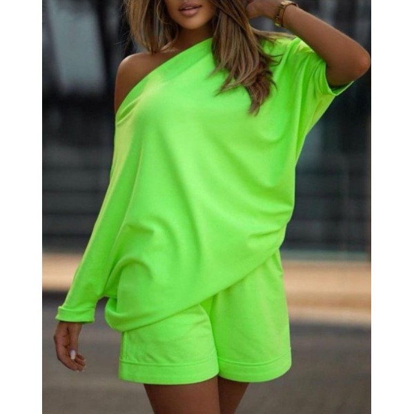 Kadın Kayık Yaka Salaş Iki Iplik Bluz Ve şort Ikili Takım