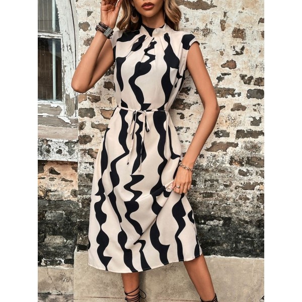 Kadın Balıkçı Yaka Arkadan Bağlamalı Kuşaklı Midi Boy Jessica Elbise