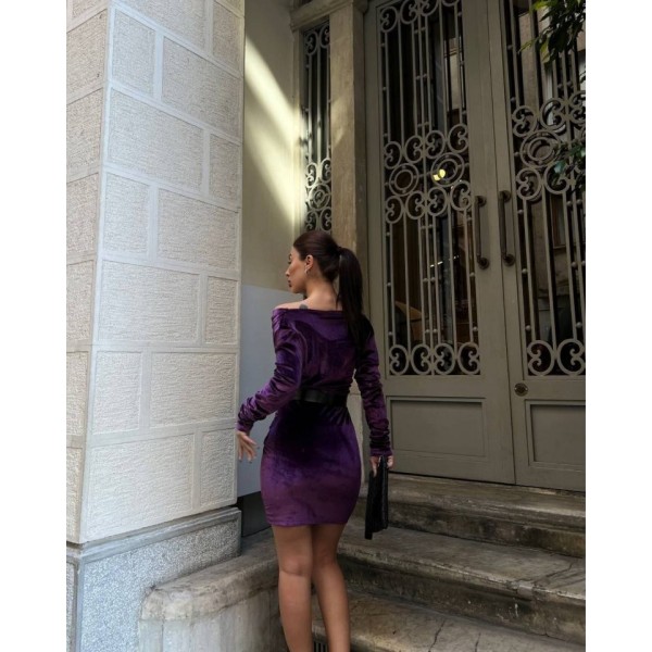 Kadın Uzun Kollu Kruvaze Yaka Omuz Dekolteli Kemer Dahil Mini Kadife Elbise