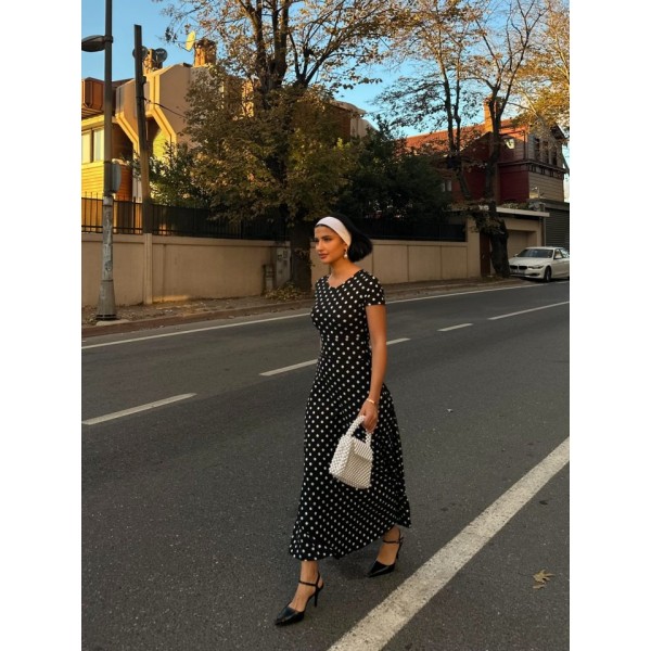 Kadın Kısa Kollu Bisiklet Yaka Puantiyeli Maksi örme Krep Elbise