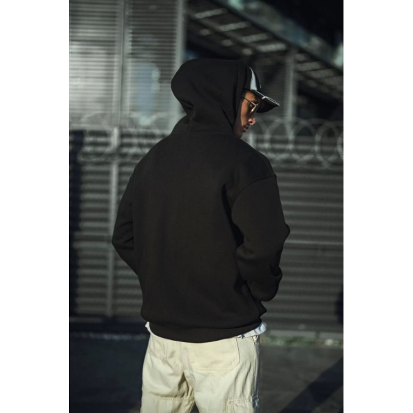 https://percdn.com/f/499569/bzR6YWFtNG0vcUp3ZXk4Z0hzWnBhZlJiYmNBPQ/p/uc-iplik-penye-kapsonlu-basic-sweatshirt-siyah-11115397-sw853sh1280.png